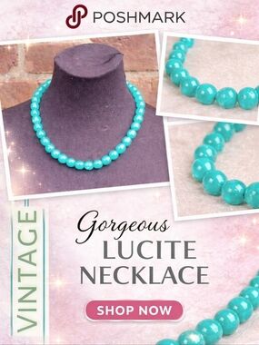 Vintage‎ Moonlight lucite Blue Green necklace